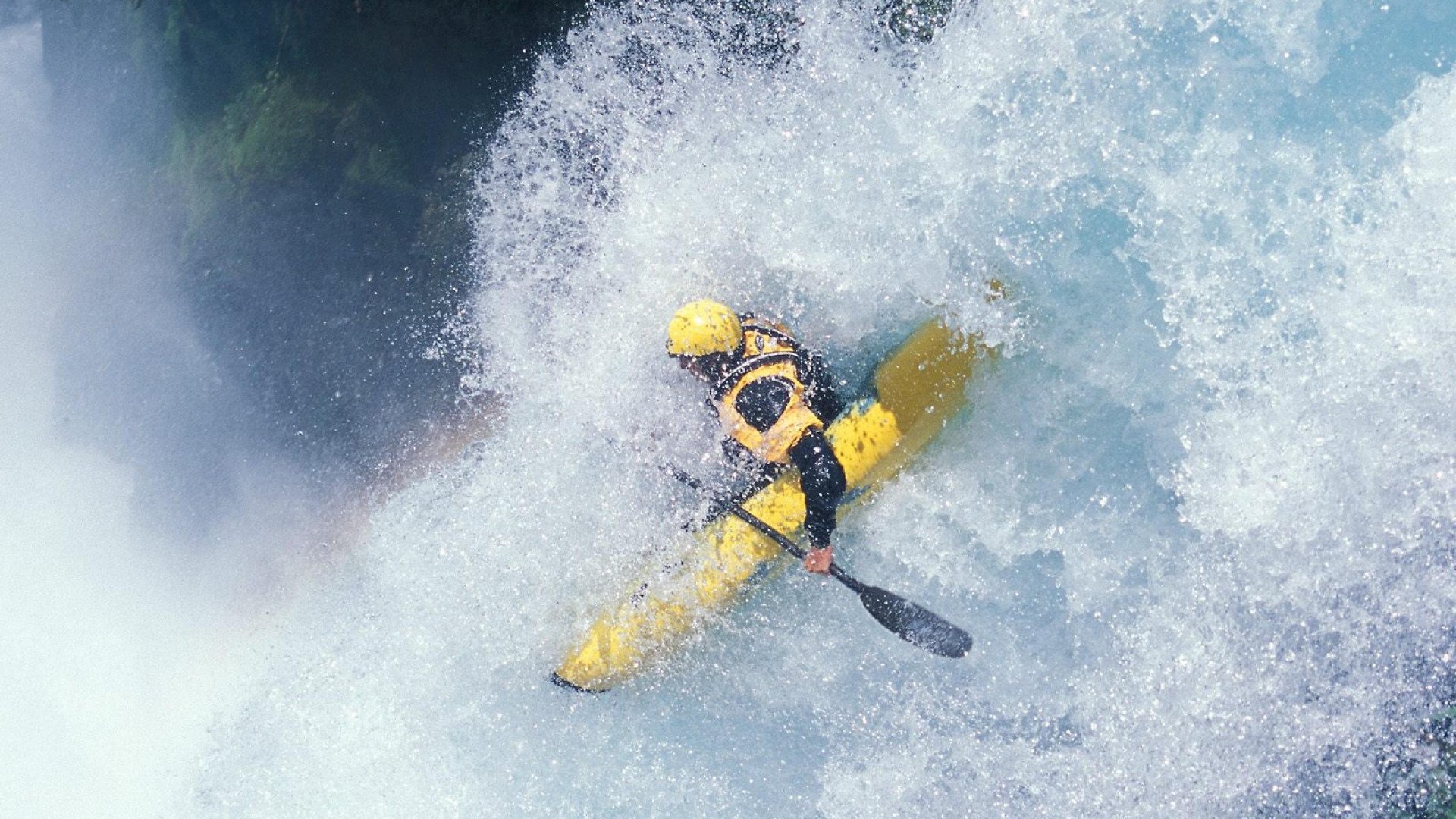 华体会登录-德甲激烈战局，数据解读中场调控与场上战术的配合妙用，中场控制
